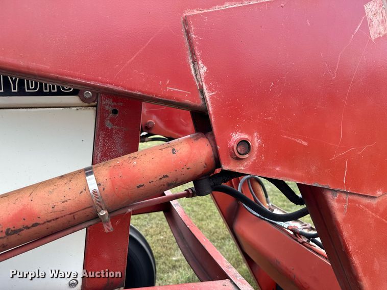 image for item MQ9386 International Hydro 186  tractor