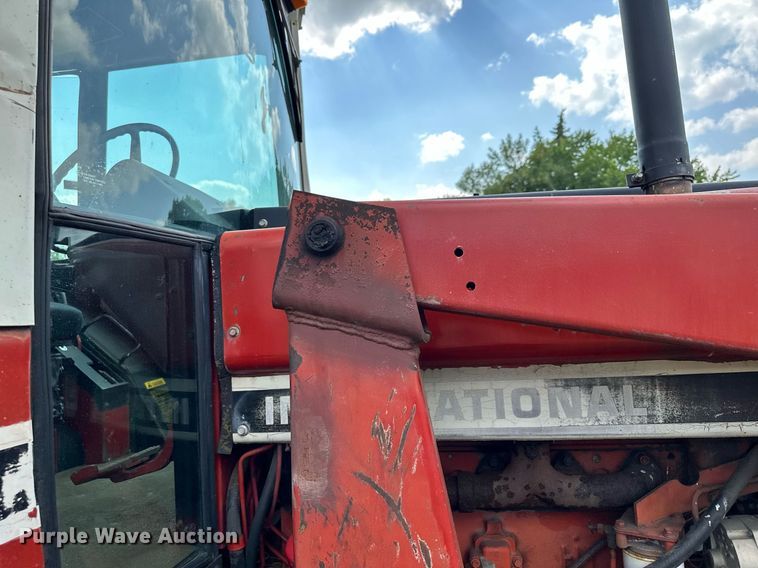 image for item MQ9386 International Hydro 186  tractor