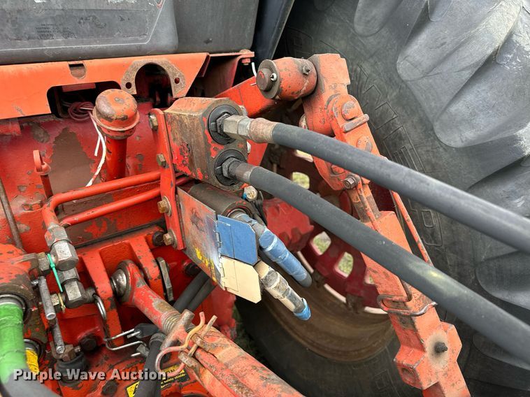 image for item MQ9386 International Hydro 186  tractor