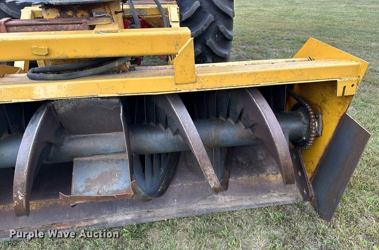 image for item MQ9386 International Hydro 186  tractor