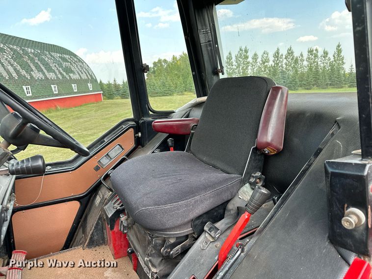 image for item MQ9386 International Hydro 186  tractor