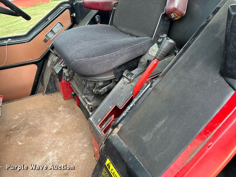 image for item MQ9386 International Hydro 186  tractor