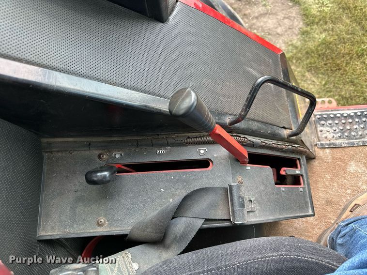 image for item MQ9386 International Hydro 186  tractor