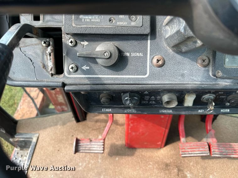 image for item MQ9386 International Hydro 186  tractor