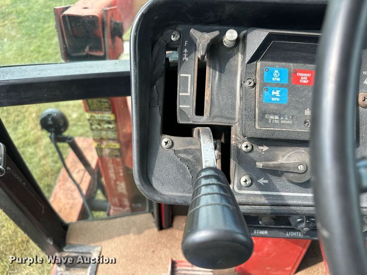 image for item MQ9386 International Hydro 186  tractor