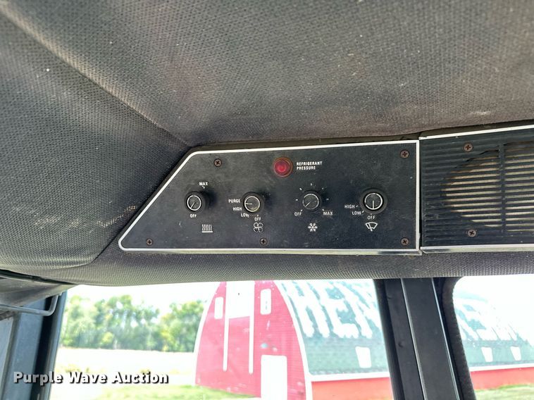 image for item MQ9386 International Hydro 186  tractor