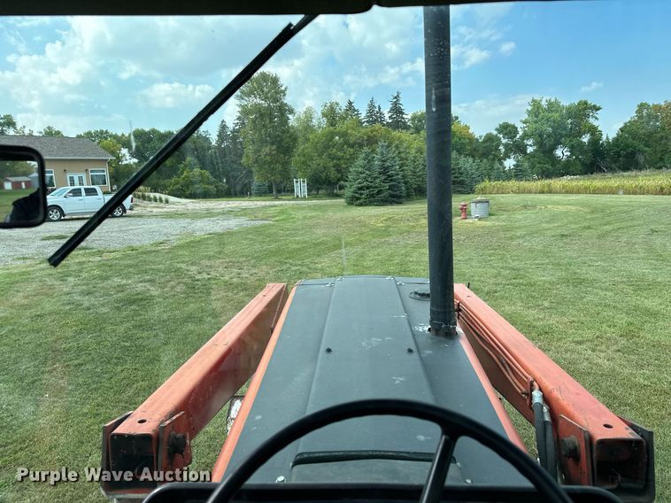 image for item MQ9386 International Hydro 186  tractor