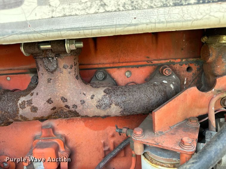 image for item MQ9386 International Hydro 186  tractor