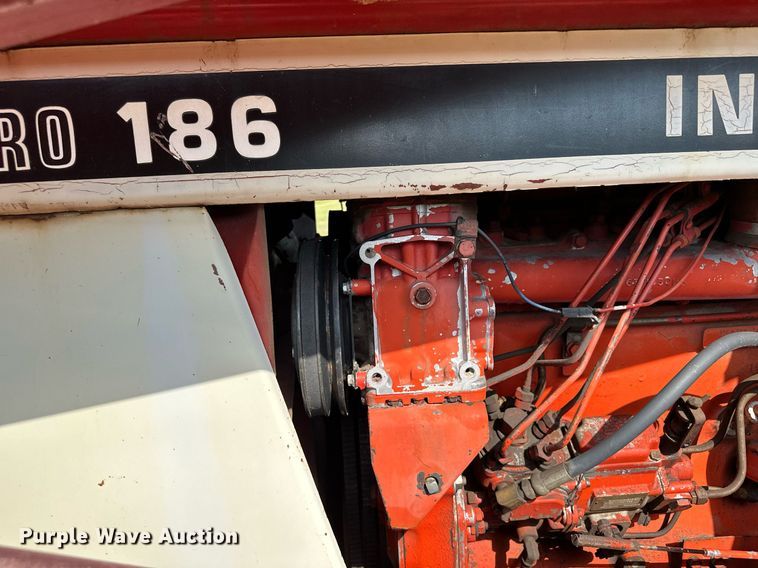 image for item MQ9386 International Hydro 186  tractor