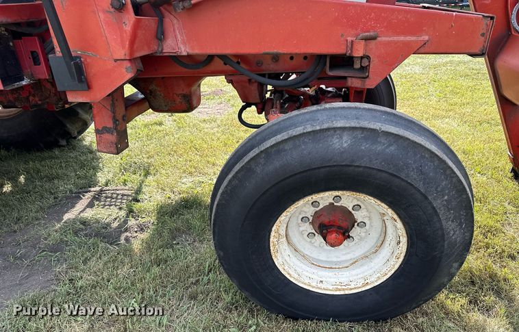 image for item MQ9386 International Hydro 186  tractor