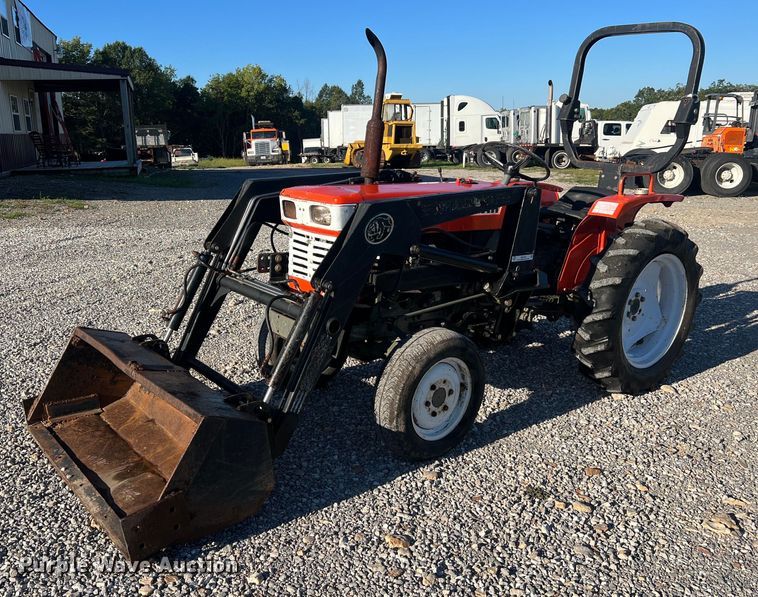 image for item NA9154 Yanmar YM2210D  MFWD tractor