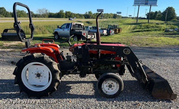 image for item NA9154 Yanmar YM2210D  MFWD tractor