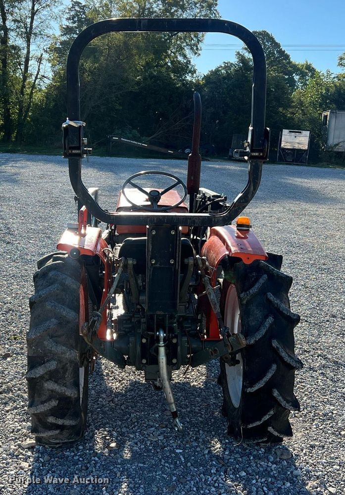 image for item NA9154 Yanmar YM2210D  MFWD tractor