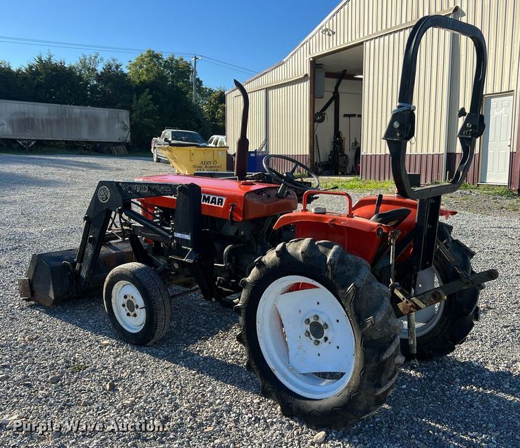 image for item NA9154 Yanmar YM2210D  MFWD tractor