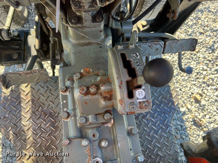 image for item NA9154 Yanmar YM2210D  MFWD tractor