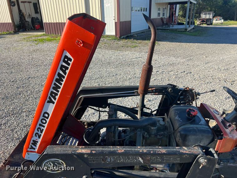 image for item NA9154 Yanmar YM2210D  MFWD tractor