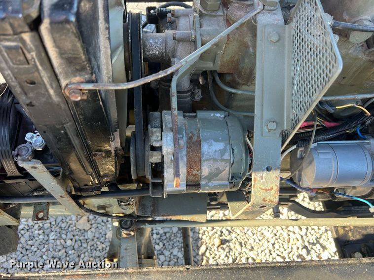 image for item NA9154 Yanmar YM2210D  MFWD tractor