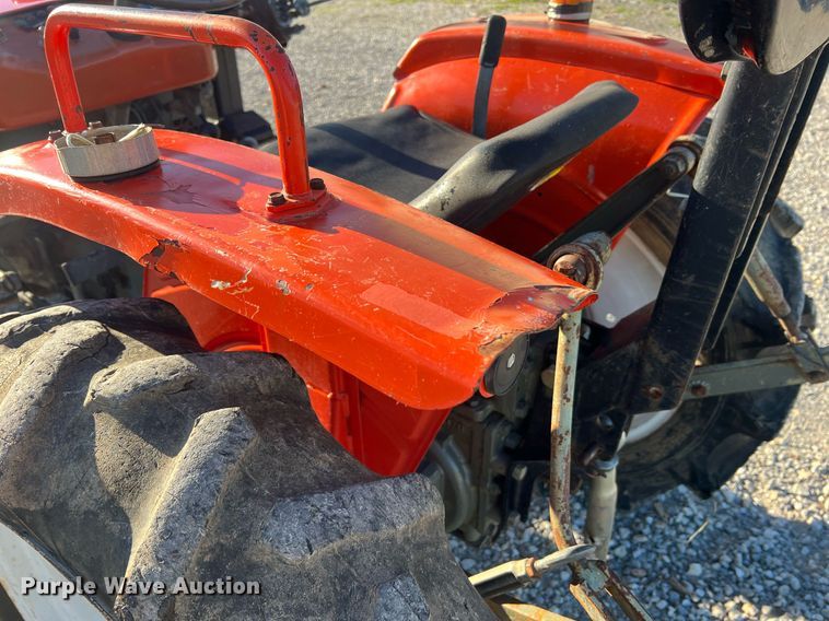 image for item NA9154 Yanmar YM2210D  MFWD tractor