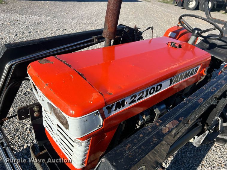image for item NA9154 Yanmar YM2210D  MFWD tractor