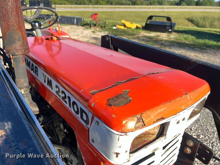 image for item NA9154 Yanmar YM2210D  MFWD tractor