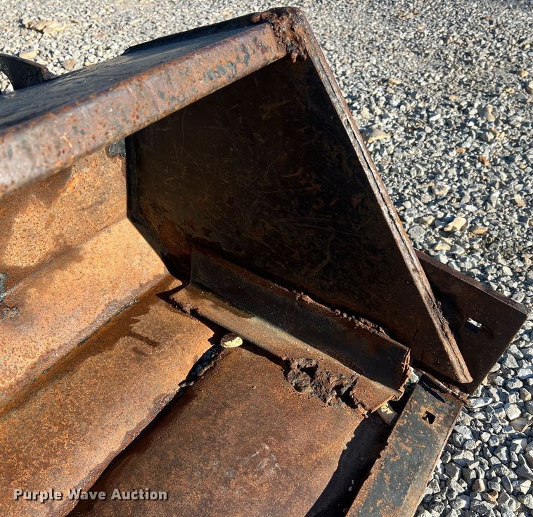 image for item NA9154 Yanmar YM2210D  MFWD tractor