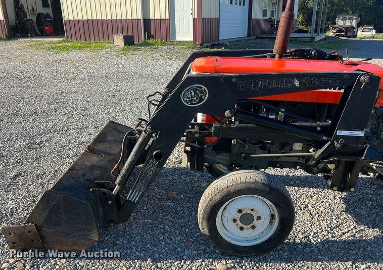 image for item NA9154 Yanmar YM2210D  MFWD tractor