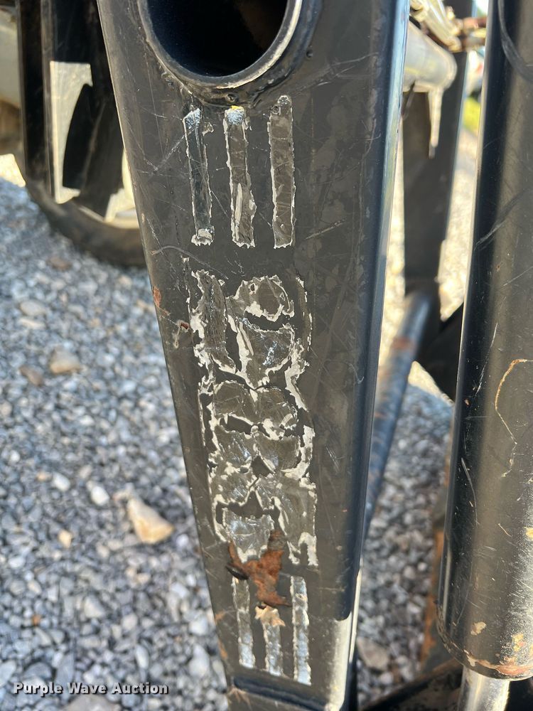 image for item NA9154 Yanmar YM2210D  MFWD tractor