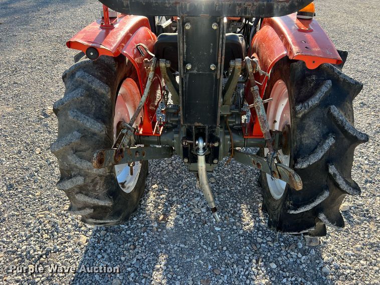 image for item NA9154 Yanmar YM2210D  MFWD tractor