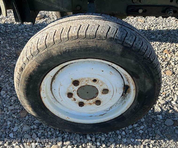 image for item NA9154 Yanmar YM2210D  MFWD tractor