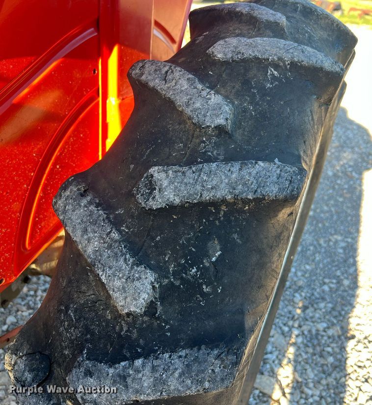 image for item NA9154 Yanmar YM2210D  MFWD tractor