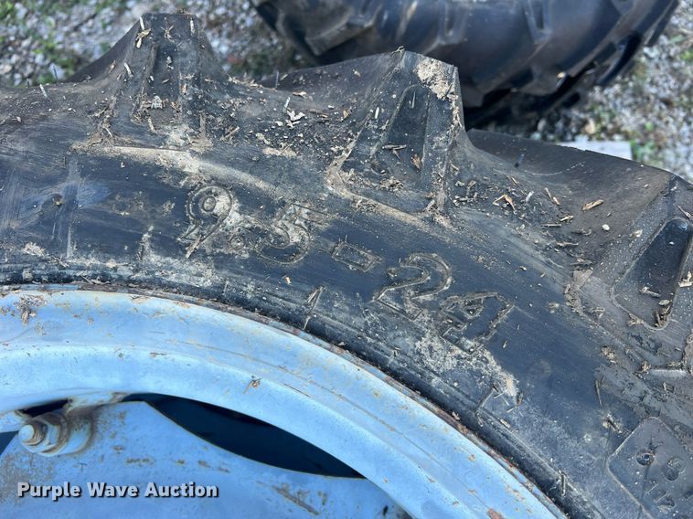 image for item NA9156 (4) BKT tires and wheels