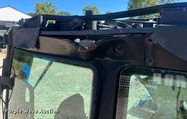 image for item NA9164 John Deere 9410R  tractor cab