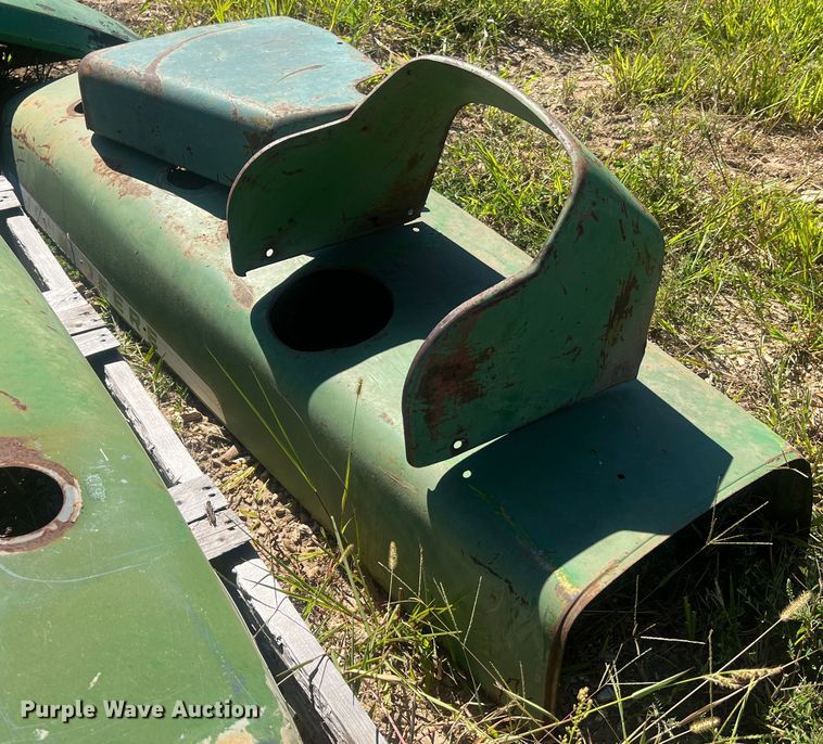 image for item NA9167 Tractor parts