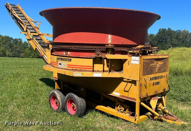 image for item NA9168 HayBuster H-100  bale processor