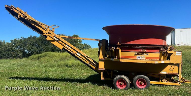image for item NA9168 HayBuster H-100  bale processor