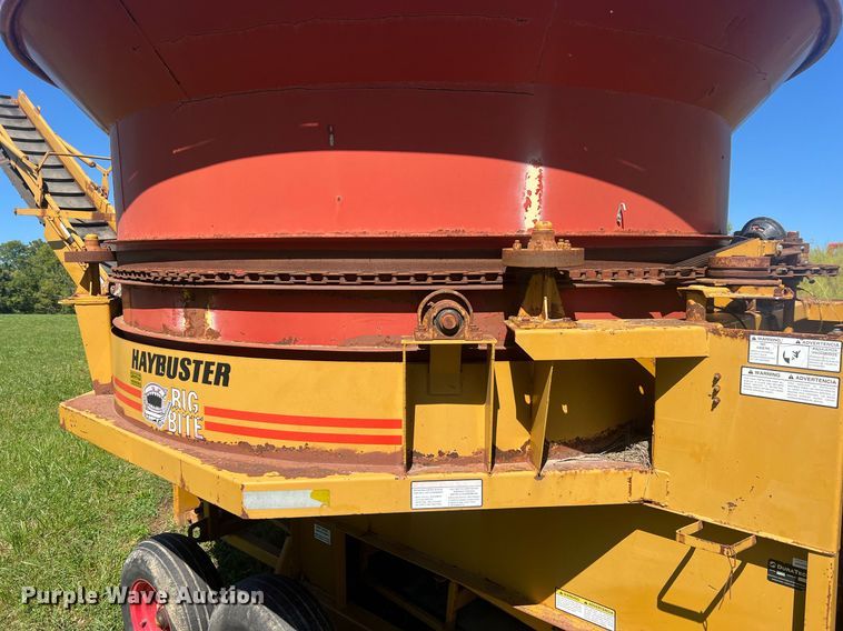 image for item NA9168 HayBuster H-100  bale processor