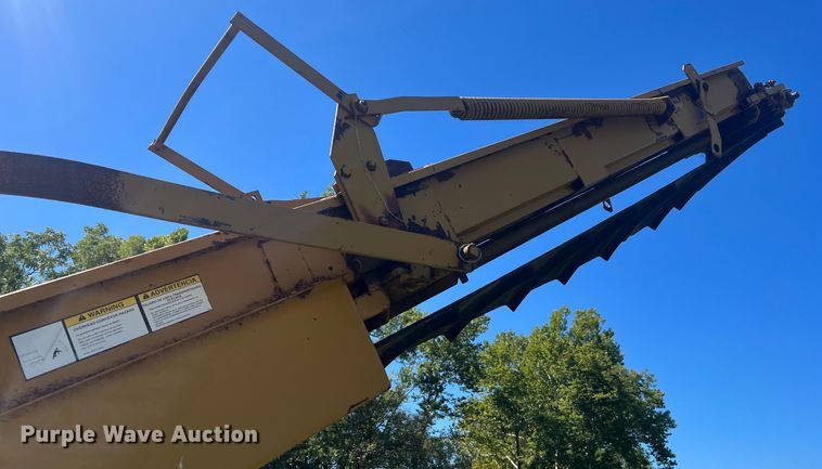 image for item NA9168 HayBuster H-100  bale processor