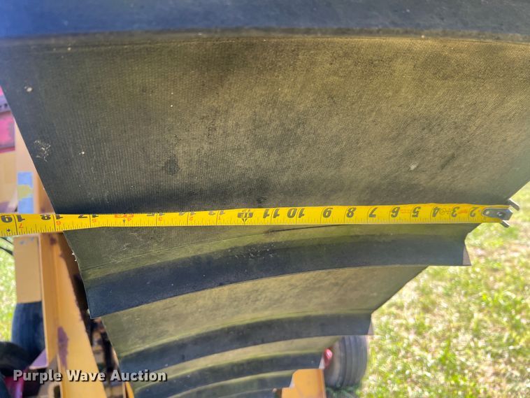 image for item NA9168 HayBuster H-100  bale processor