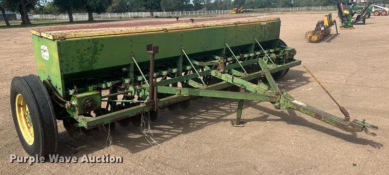 image for item NM9446 John Deere grain drill
