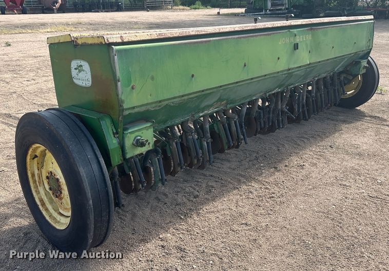 image for item NM9446 John Deere grain drill