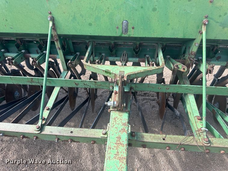 image for item NM9446 John Deere grain drill