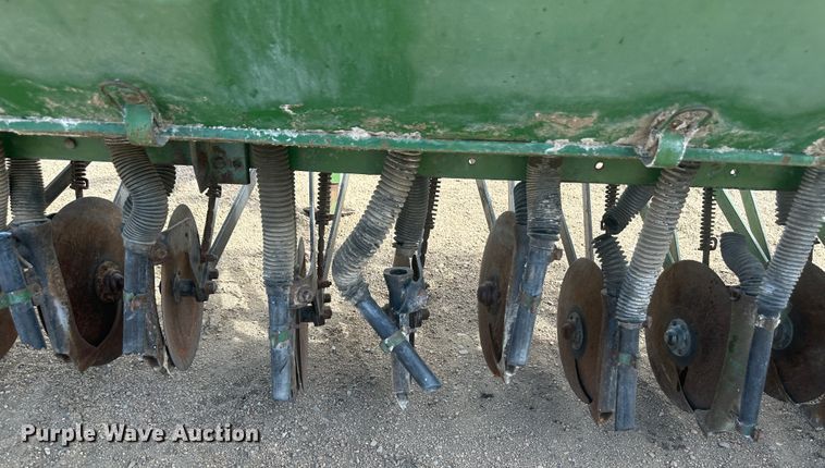 image for item NM9446 John Deere grain drill