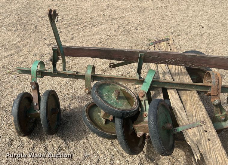 image for item NM9446 John Deere grain drill