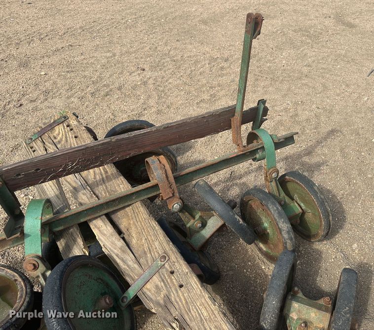 image for item NM9446 John Deere grain drill