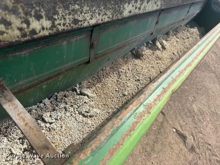 image for item NM9446 John Deere grain drill