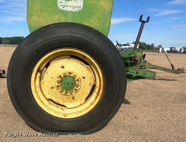 image for item NM9446 John Deere grain drill