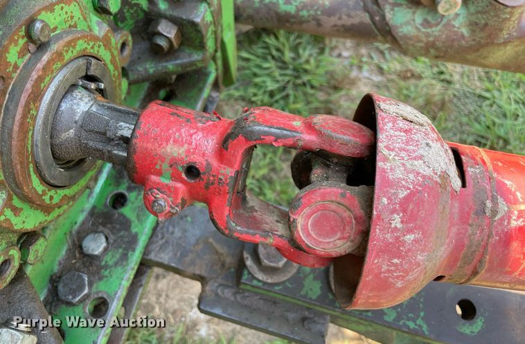 image for item NT9524 New Holland Hayliner 271  small square baler