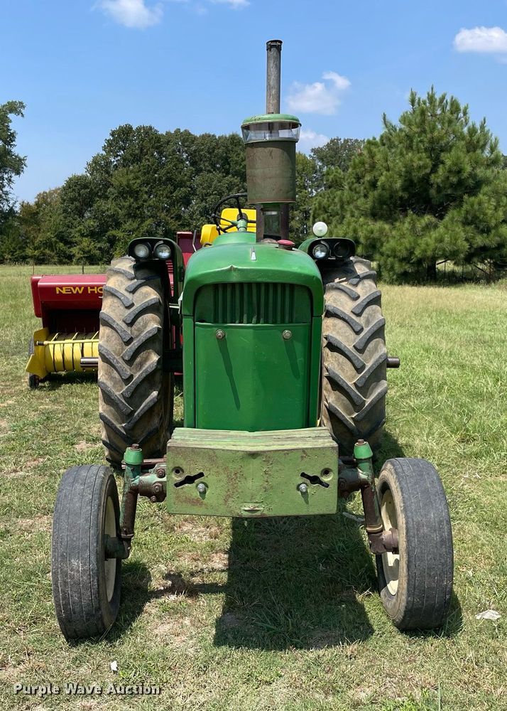 image for item NT9525 1968 John Deere 4020  tractor