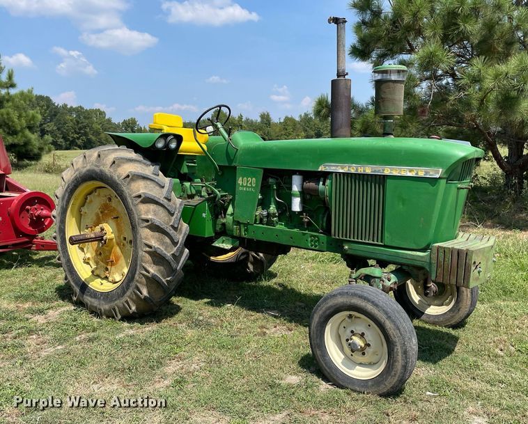 image for item NT9525 1968 John Deere 4020  tractor
