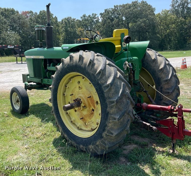 image for item NT9525 1968 John Deere 4020  tractor